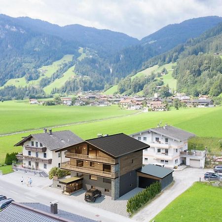 Cozy Loft In The Alps Of Zillertal Apartamento Schwendau Exterior foto